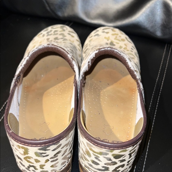 Dansko Metallic Animal Print Tan Clogs - Picture 2 of 9